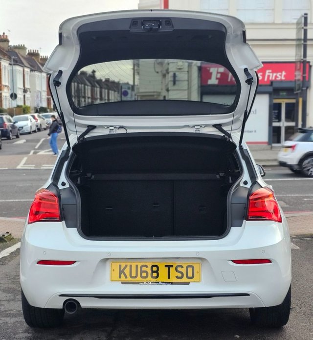 2018 BMW 1 SERIES - Photo 9