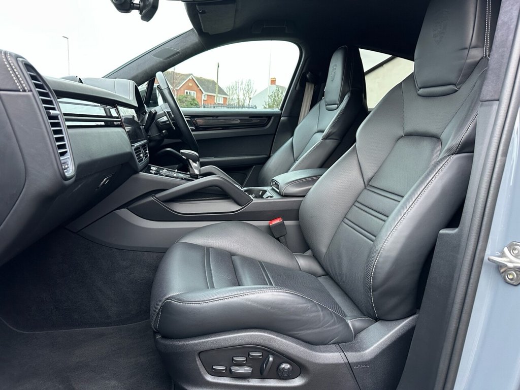 USED 2022 22 PORSCHE CAYENNE 4.0T V8 Turbo GT Coupe 5dr Petrol TiptronicS 4WD Euro 6 (s/s) (640 ps) Pristine Example Throughout