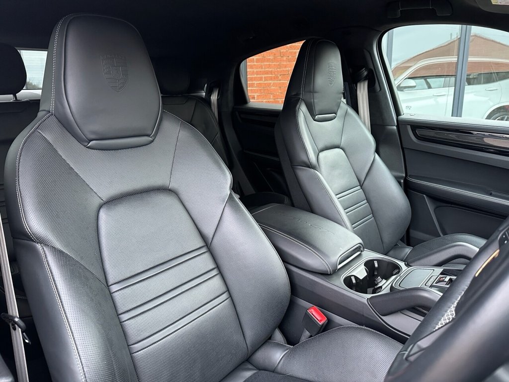 USED 2022 22 PORSCHE CAYENNE 4.0T V8 Turbo GT Coupe 5dr Petrol TiptronicS 4WD Euro 6 (s/s) (640 ps) Pristine Example Throughout