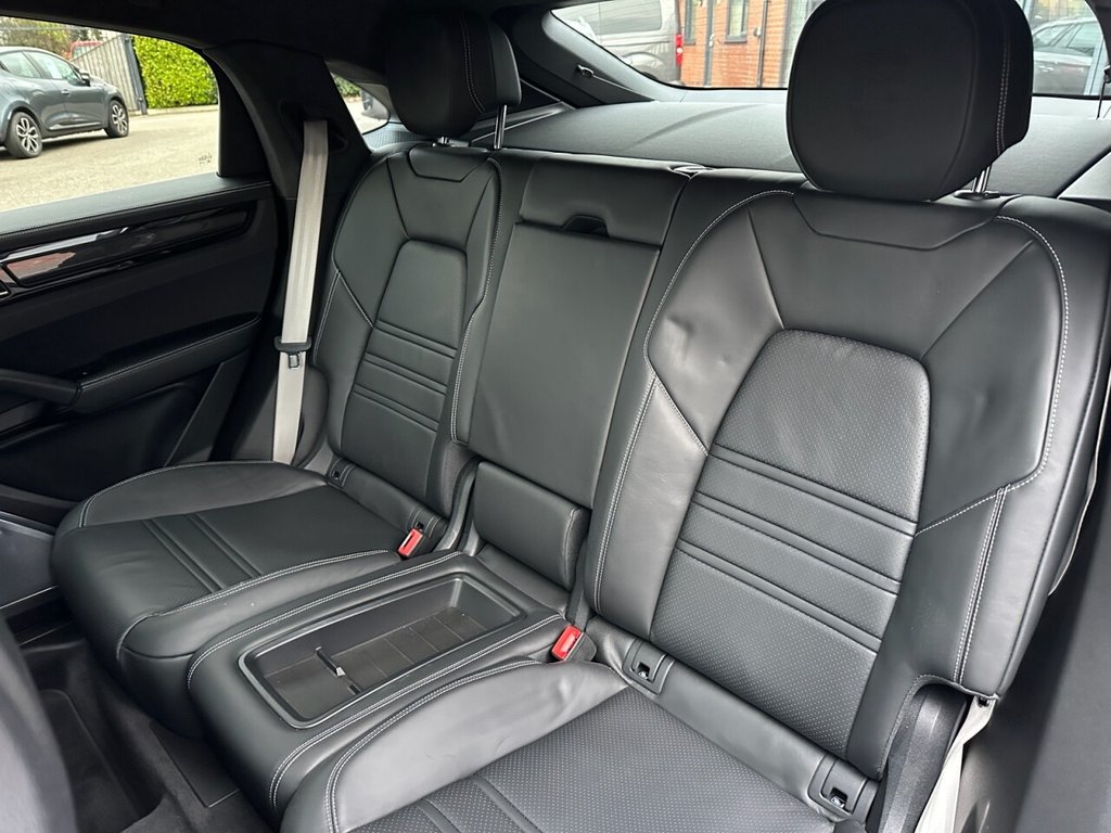 USED 2022 22 PORSCHE CAYENNE 4.0T V8 Turbo GT Coupe 5dr Petrol TiptronicS 4WD Euro 6 (s/s) (640 ps) Pristine Example Throughout