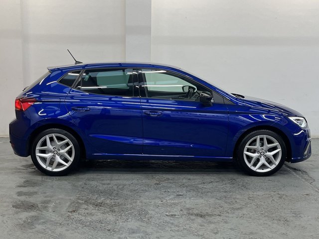 2021 SEAT IBIZA 1.0 TSI FR Hatchback 5dr Petrol Manual Euro 6 (s/s) GPF (95 ps) - Photo 3