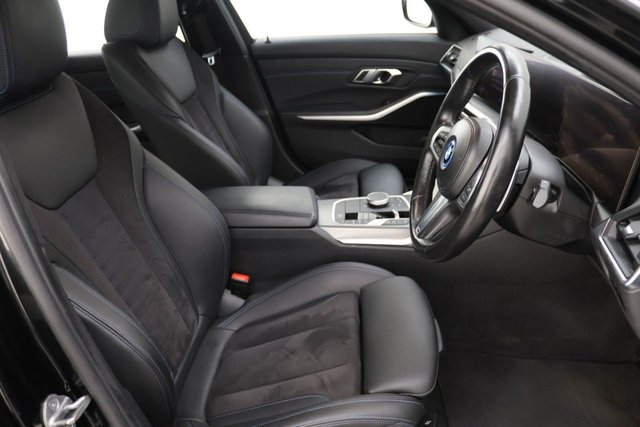 2022 BMW 3 Series 2L M Sport 5dr - Photo 12