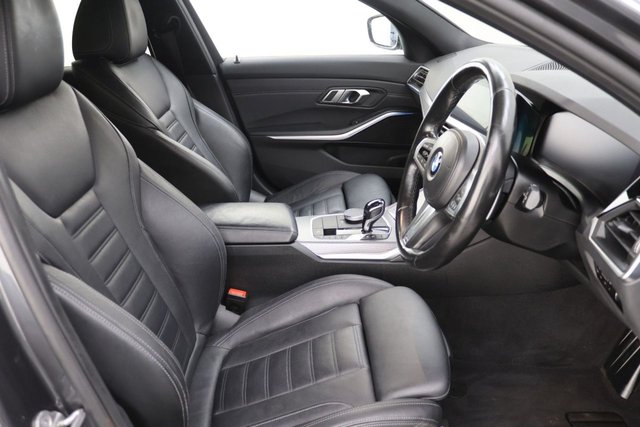 2021 BMW 3 Series 2L M Sport 5dr - Photo 12