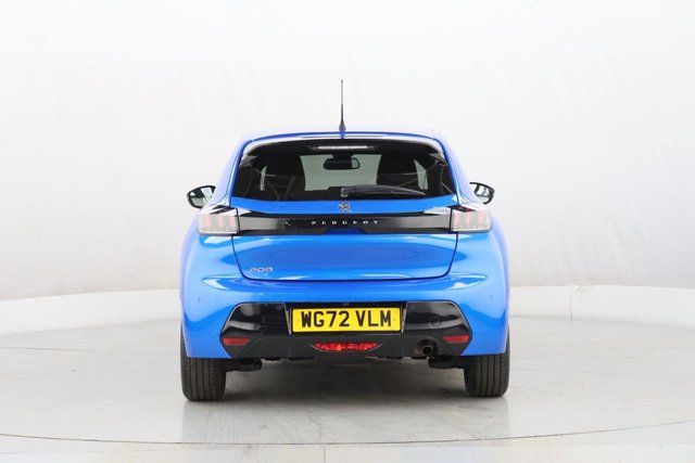 2022 Peugeot 208 1.2L Allure Premium + 5dr - Photo 9