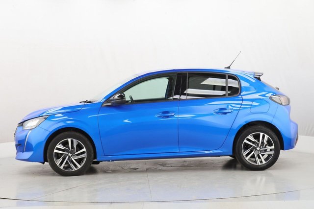 2022 Peugeot 208 1.2L Allure Premium + 5dr - Photo 6