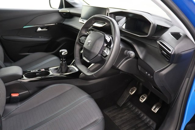 2022 Peugeot 208 1.2L Allure Premium + 5dr - Photo 10