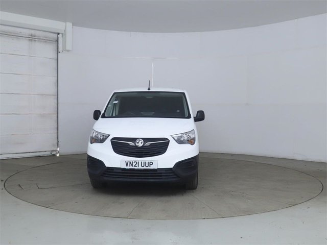 2021 Vauxhall Combo 1.5L Edition 4dr - Photo 6
