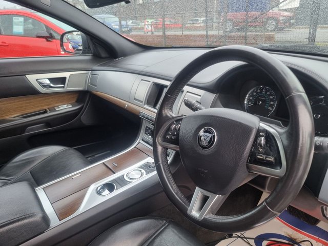 2014 JAGUAR XF - Photo 11