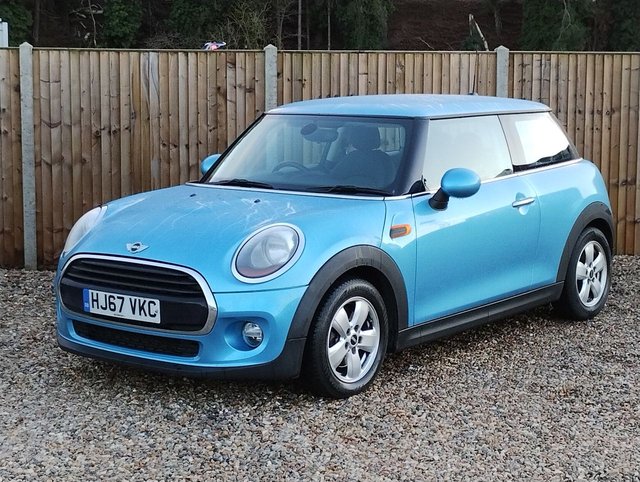 2017 MINI HATCH