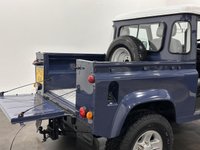 USED 2012 62 LAND ROVER DEFENDER 2.2 TDCi Pickup 2dr Diesel Manual 4WD SWB Euro 5 (122 ps) 2 Owners from new full service  record