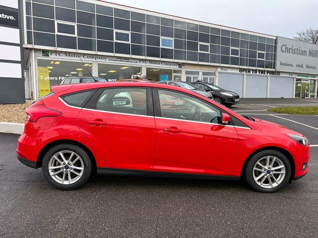 2015 FORD FOCUS - Photo 2