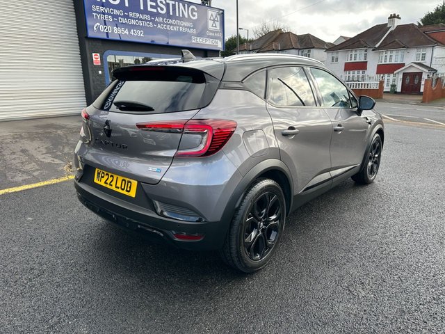 View our RENAULT CAPTUR