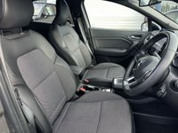 USED 2022 22 RENAULT CAPTUR 1.6 E-TECH Rive Gauche SE SUV 5dr Petrol Hybrid Auto Euro 6 (s/s) (145 ps) ** RAC BUYSURE INSPECTED **