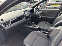 USED 2022 22 RENAULT CAPTUR 1.6 E-TECH Rive Gauche SE SUV 5dr Petrol Hybrid Auto Euro 6 (s/s) (145 ps) ** RAC BUYSURE INSPECTED **