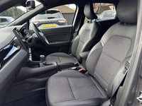 USED 2022 22 RENAULT CAPTUR 1.6 E-TECH Rive Gauche SE SUV 5dr Petrol Hybrid Auto Euro 6 (s/s) (145 ps) ** RAC BUYSURE INSPECTED **