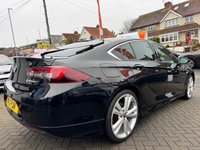 USED 2017 67 VAUXHALL INSIGNIA 2.0 TURBO D BLUEINJECTION SRI VX LINE NAV AUTOMATIC GRAND SPORT 5dr EURO 6 (170 ps) * L&C GROUP SHALL BEAT ANY 'WE BUY CARS VALUATION' FOR YOUR PART EXCHANGE *