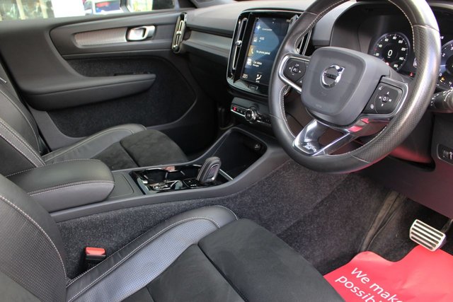 2020 VOLVO XC40 2.0 T5 R-Design SUV 5dr Petrol Auto AWD Euro 6 (s/s) (247 ps) - Photo 10