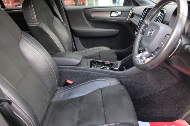 2020 VOLVO XC40 2.0 T5 R-Design SUV 5dr Petrol Auto AWD Euro 6 (s/s) (247 ps) - Photo 11