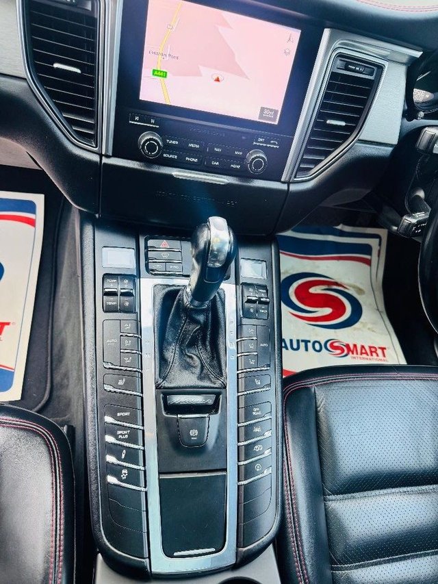 2016 PORSCHE MACAN 3.0T V6 GTS SUV 5dr Petrol PDK 4WD Euro 6 (s/s) (360 ps) - Photo 11