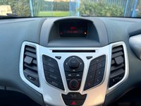 USED 2011 60 FORD FIESTA 1.4 Zetec Hatchback 5dr Petrol Automatic (154 g/km, 94 bhp) 