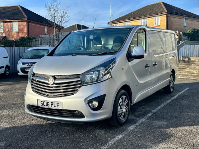 2016 VAUXHALL VIVARO - Photo 3