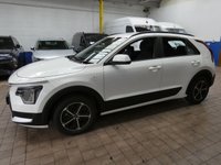 USED 2022 72 KIA NIRO 1.6h GDi 2 SUV 5dr Petrol Hybrid DCT Euro 6 (s/s) (139 bhp) Apple Car Play Android Auto Reversing Camera Parking Sensors 1 Owner Excellent Service History Warranty