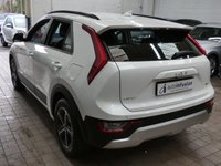 USED 2022 72 KIA NIRO 1.6h GDi 2 SUV 5dr Petrol Hybrid DCT Euro 6 (s/s) (139 bhp) Apple Car Play Android Auto Reversing Camera Parking Sensors 1 Owner Excellent Service History Warranty