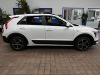 USED 2022 72 KIA NIRO 1.6h GDi 2 SUV 5dr Petrol Hybrid DCT Euro 6 (s/s) (139 bhp) Apple Car Play Android Auto Reversing Camera Parking Sensors 1 Owner Excellent Service History Warranty