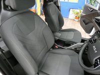 USED 2022 72 KIA NIRO 1.6h GDi 2 SUV 5dr Petrol Hybrid DCT Euro 6 (s/s) (139 bhp) Apple Car Play Android Auto Reversing Camera Parking Sensors 1 Owner Excellent Service History Warranty