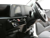 USED 2022 72 KIA NIRO 1.6h GDi 2 SUV 5dr Petrol Hybrid DCT Euro 6 (s/s) (139 bhp) Apple Car Play Android Auto Reversing Camera Parking Sensors 1 Owner Excellent Service History Warranty