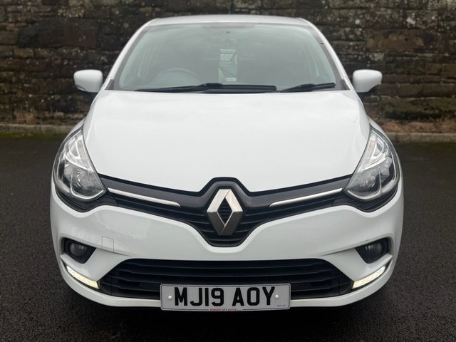 2019 Renault Clio 0.9L Iconic 5dr - Photo 2