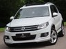 USED 2015 15 VOLKSWAGEN TIGUAN 2.0 TDI BlueMotion Tech R-Line SUV 5dr Diesel Manual 4WD Euro 6 (s/s) (150 ps) < PANORAMIC ROOF >