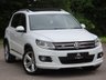 USED 2015 15 VOLKSWAGEN TIGUAN 2.0 TDI BlueMotion Tech R-Line SUV 5dr Diesel Manual 4WD Euro 6 (s/s) (150 ps) < PANORAMIC ROOF >