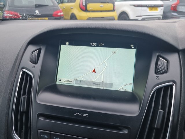 2018 FORD FOCUS - Photo 2