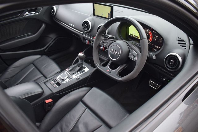 2019 Audi Rs3 2.5L Audi Sport Edition 4dr - Photo 3