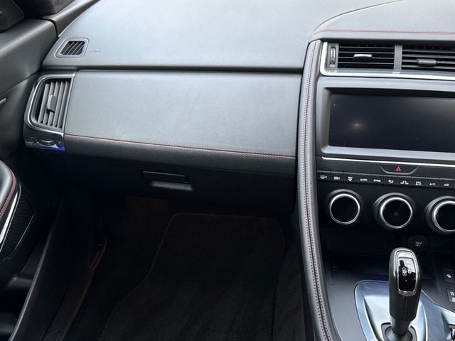 2018 JAGUAR E-PACE - Photo 12
