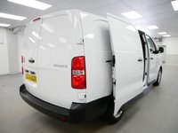 USED 2024 74 TOYOTA PROACE 2.0 D 145 BHP L2 LONG ICON 6 DOOR ( NEW SHAPE ) L2 LONG | SAT NAV | AIR CON | NEW MODEL