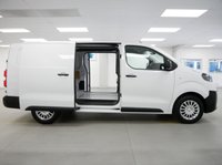 USED 2024 74 TOYOTA PROACE 2.0 D 145 BHP L2 LONG ICON 6 DOOR ( NEW SHAPE ) L2 LONG | SAT NAV | AIR CON | NEW MODEL