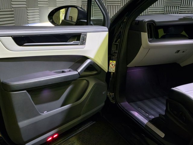 2024 PORSCHE CAYENNE - Photo 7