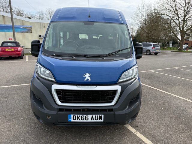 View our PEUGEOT BOXER