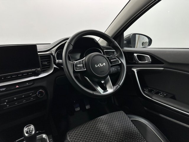 2022 Kia Xceed - Photo 11