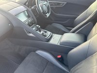 USED 2018 68 JAGUAR F-TYPE 2.0i GPF R-Dynamic Coupe 2dr Petrol Auto Euro 6 (s/s) (300 ps) 19'S ALLOYS + PANORAMIC ROOF + ONLY 30K MILES