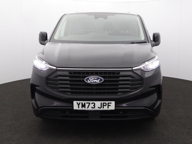 2023 Ford Transit Custom 2L Limited 5dr - Photo 4