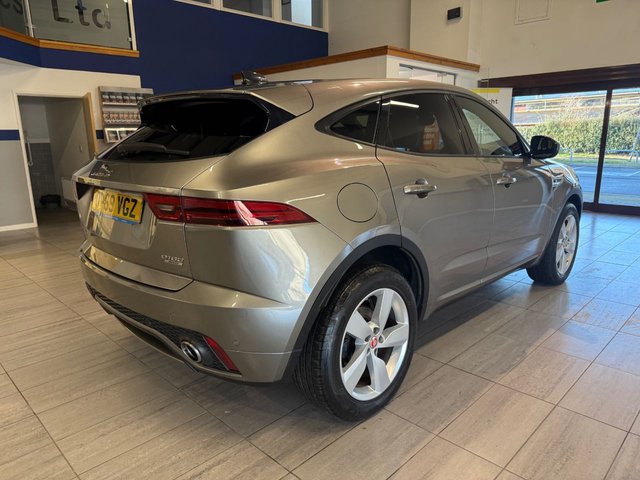 2019 Jaguar E-Pace 2L R-Dynamic Se 5dr - Photo 3