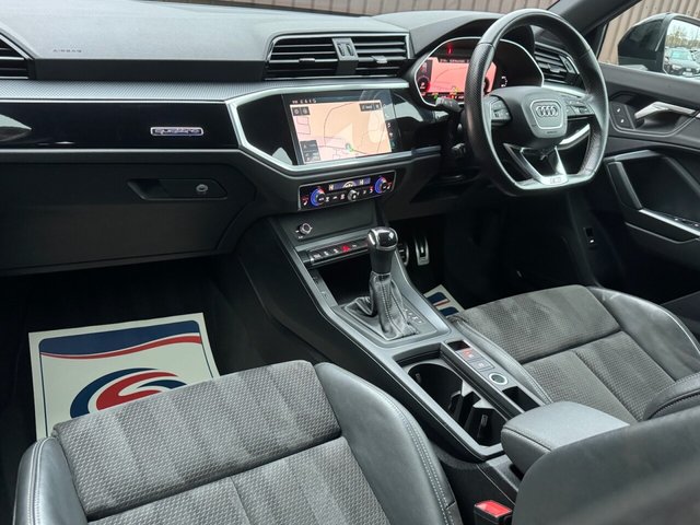 2022 AUDI Q3 2.0 TDI 40 Black Edition SUV 5dr Diesel S Tronic quattro Euro 6 (s/s) (200 ps) - Photo 9