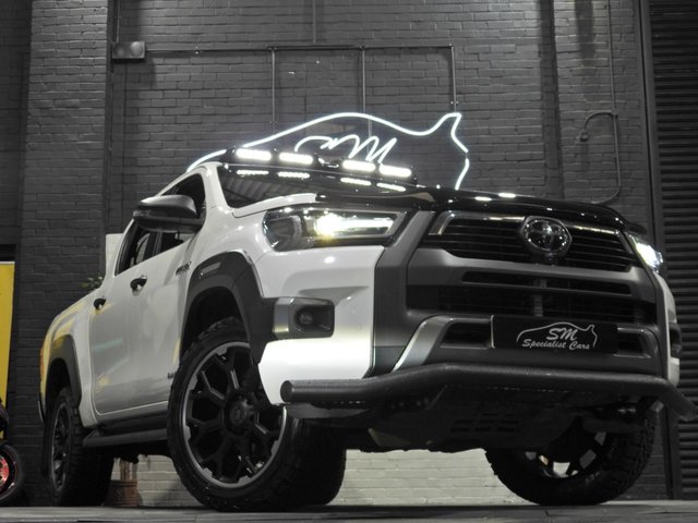 2022 22 Toyota HI-Lux 2.8 D-4D Invincible X Pickup Double Cab 4dr Diesel Auto 4WD Euro 6 (s/s) (204 ps)