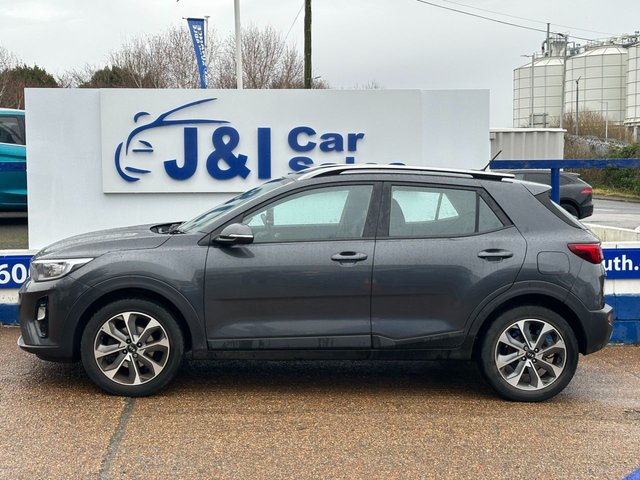 2019 KIA STONIC 1.4 2 SUV 5dr Petrol Manual Euro 6 (s/s) (98 bhp) - Photo 4
