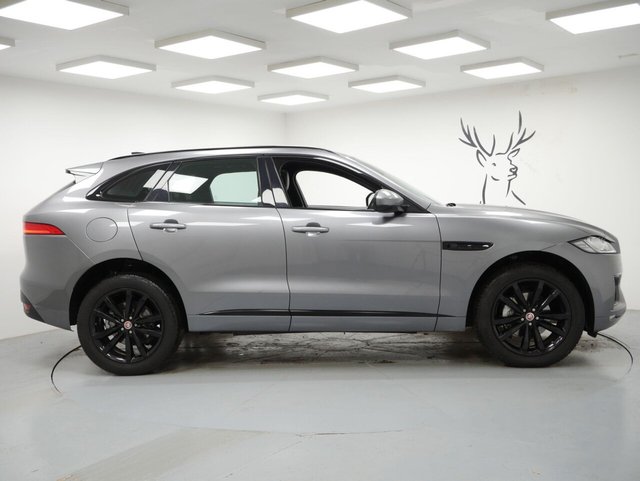 2020 JAGUAR F-PACE - Photo 8