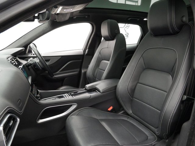 2020 JAGUAR F-PACE - Photo 6