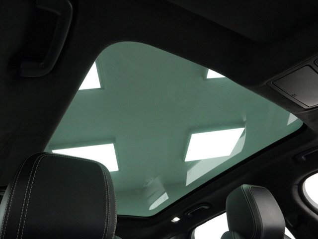 2020 JAGUAR F-PACE - Photo 5